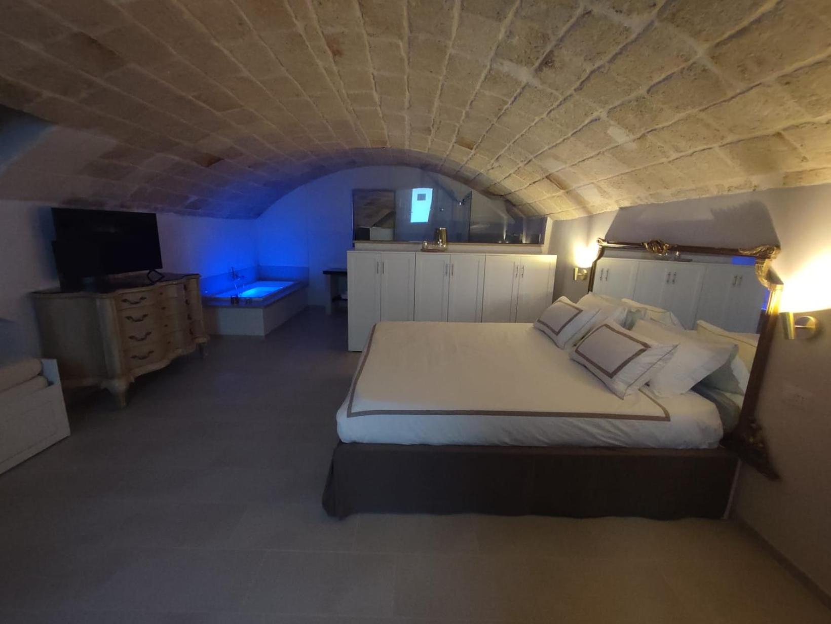 Brunaldi Suite Monopoli Kamer foto